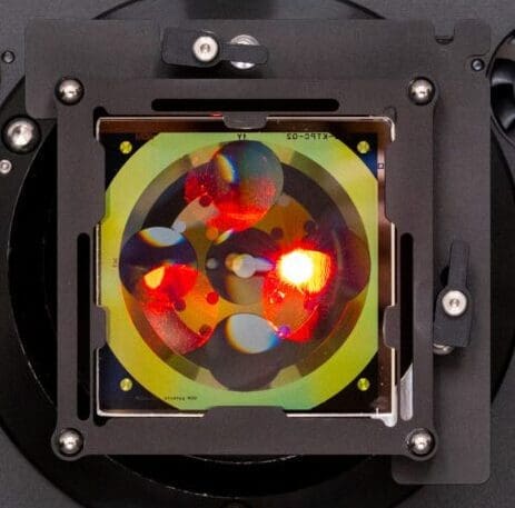 Multiple CGH Patterns Various alignment patterns are illuminated on a CGH (computer-generated hologram) from AOM